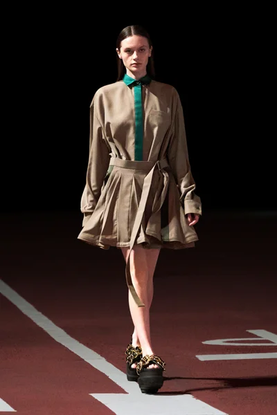 Look 5